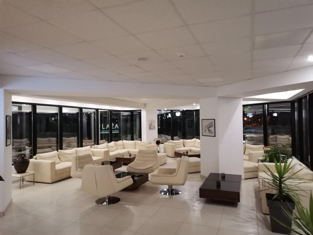 Отель Plaza Varvarin Экстерьер фото